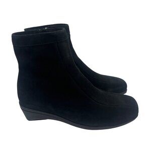 La Canadienne Women's Elizabeth Black Suede Boots Waterproof 37680 Size 9 W